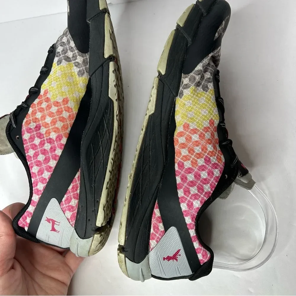 Merrell Pink and Yellow Athletic Shoes with Geometric Pattern 9